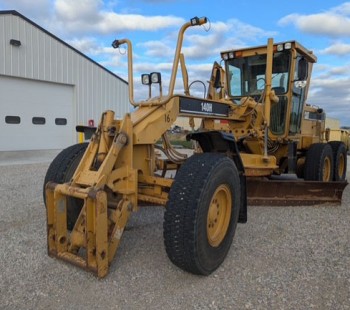 1998 Caterpillar 140H