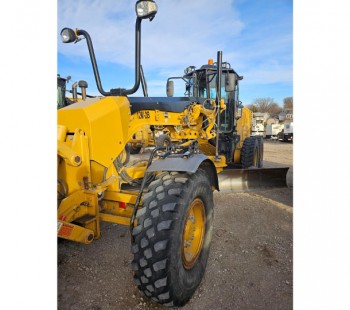 2014 Caterpillar 12M2