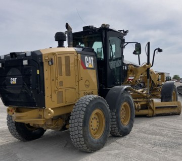 2015 Caterpillar 12M3