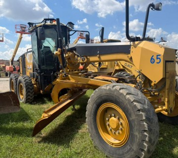 2011 Caterpillar 12M